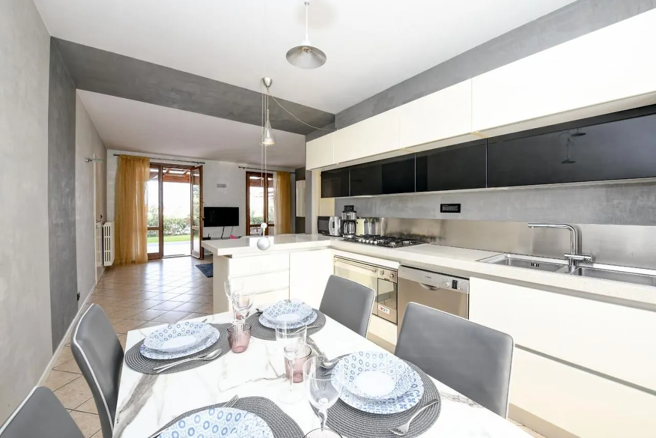 Maison Elisa Manerba del Garda